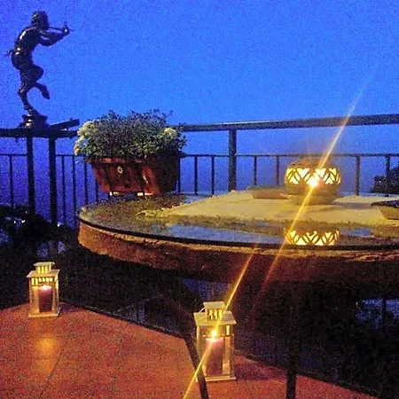 Bed & Breakfast Domus Gaia 3*