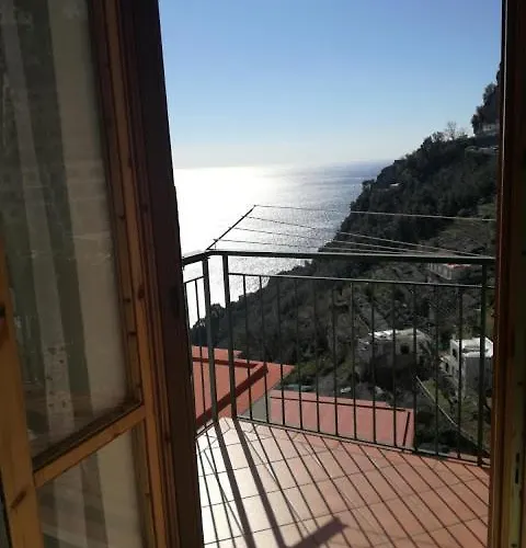 Bed & Breakfast Domus Gaia Amalfi